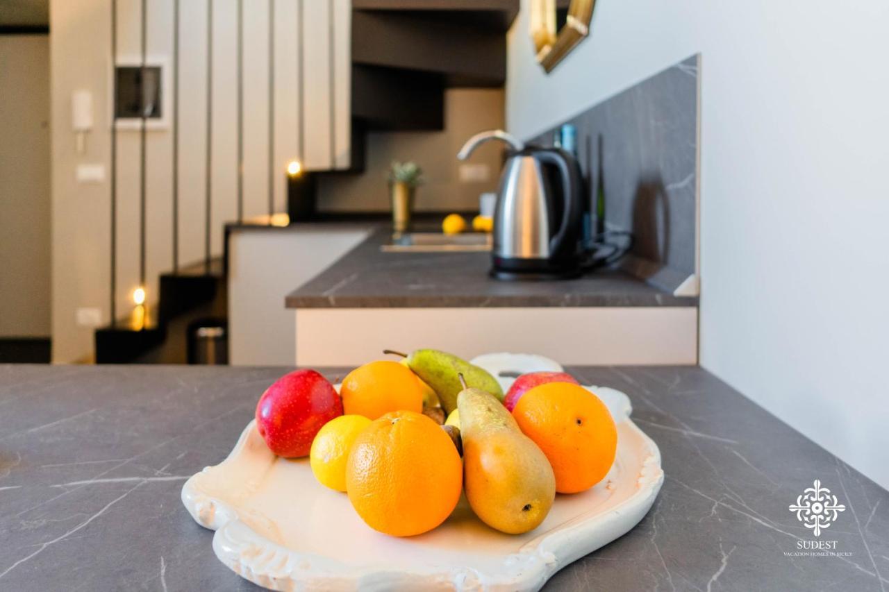 Ortigia Charming Suite Сиракуза Екстериор снимка