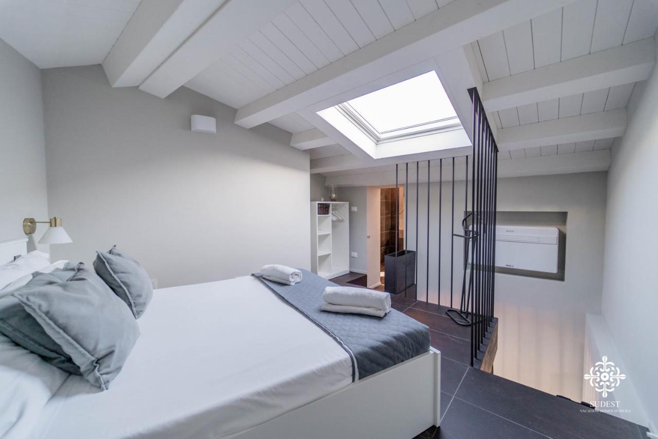 Ortigia Charming Suite Сиракуза Екстериор снимка